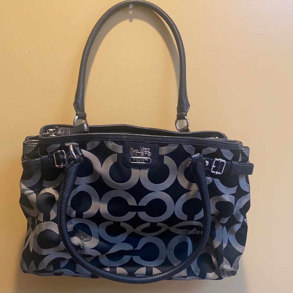 Vintage like Coach purse with purple inside